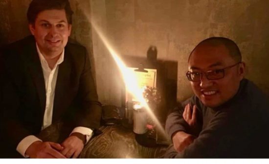 AfD Politiker Maximilian Krah (links) mit seinem früheren Mitarbeiter Guo Jian (rechts). (Maximilian Krah/Facebook)